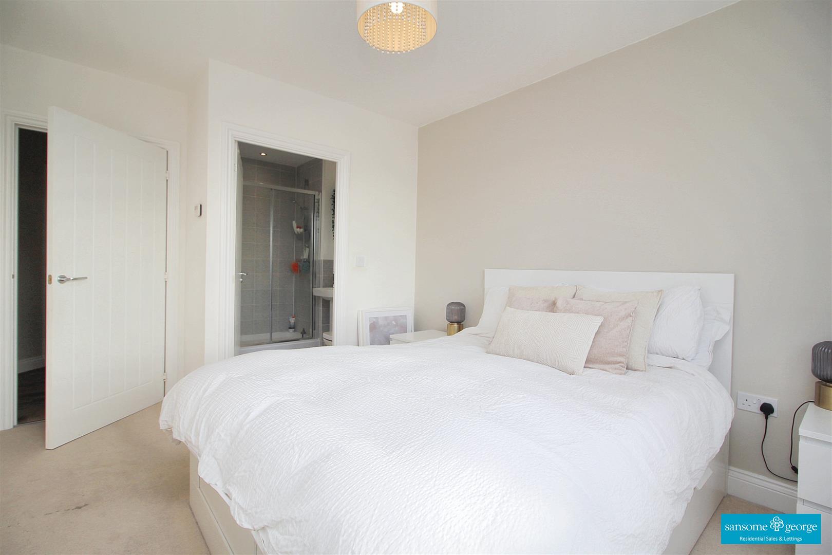 Elvian Close, Southcote, Reading